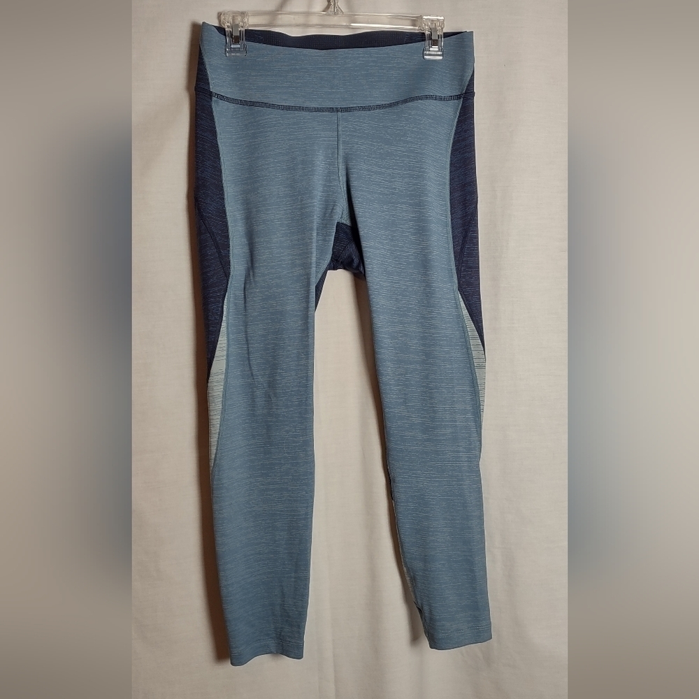 Outdoor Voices 7/8 Color Block Leggings
